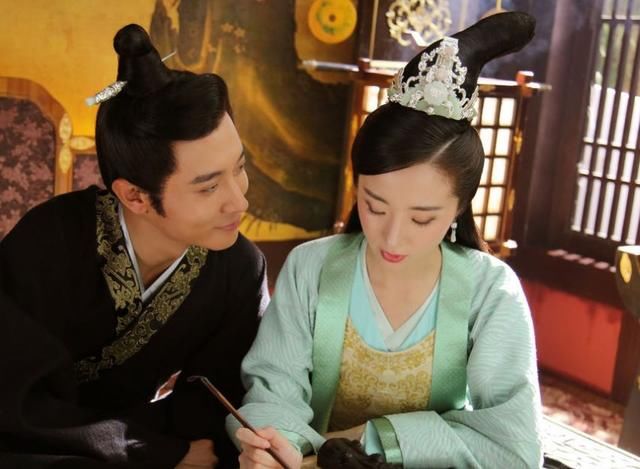 他拒绝许多美女,娶东汉第一丑女为妻,却留下经