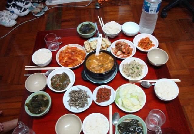 韩国女游客带着30万韩元来中国旅游,仅呆了三