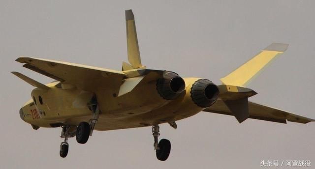 歼20 现在服役了多少架 哪年可以形成战斗力