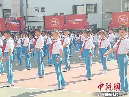 戏曲进校园蓬勃开展 弘扬传统艺术如何落到实处? 戏曲进校园蓬勃开展 弘扬传统艺术如何落到实处?