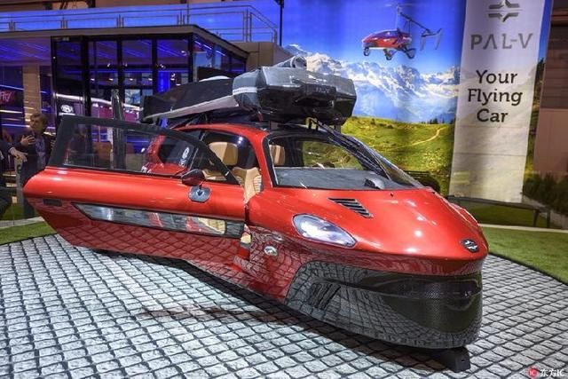 触碰未来 飞行汽车亮相日内瓦国际车展-北京时间