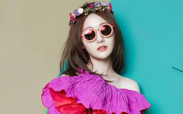 郑爽爆一组最新写真,张翰8字评价,网友:灰姑娘