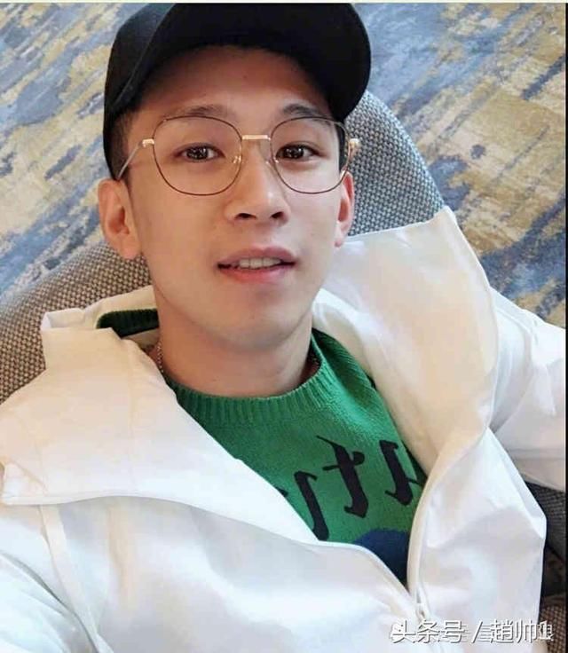 天佑母亲快手直播笼络佑家军,网友:母承子业