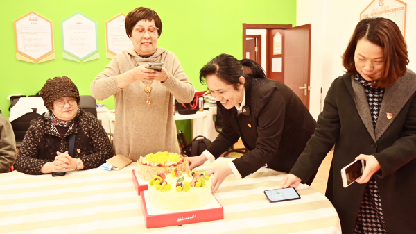 拜会苏大侠:谢谢侬,让幸福的风车转起来!(图8) 拜会苏大侠:谢谢侬,让幸福的风车转起来!(图8)