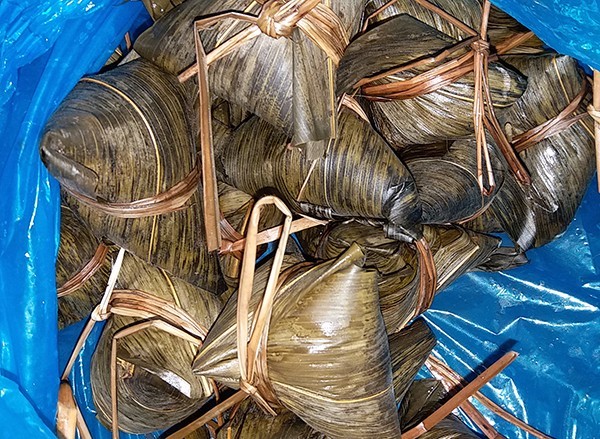 粽香情更浓 今日标准为员工发放端午节福利