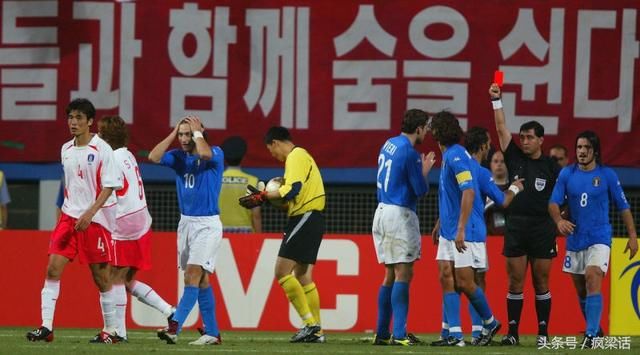 问答:为什么02年世界杯韩国队贿赂裁判那么明