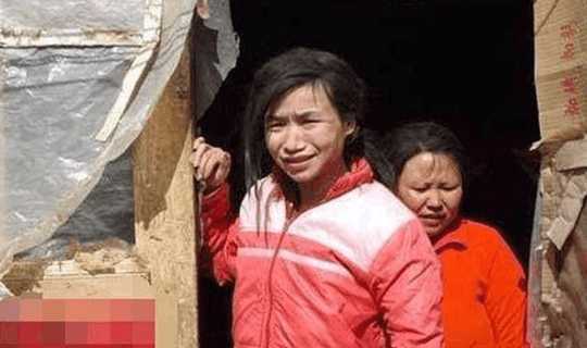 女大学生找工作被卖到山里, 遭两兄弟共用十几