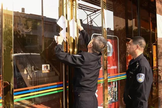 梅州兴宁一KTV发生打架斗殴 男子被砍断手