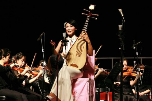 "小芳"倪迎春不但会评弹,且科班出身