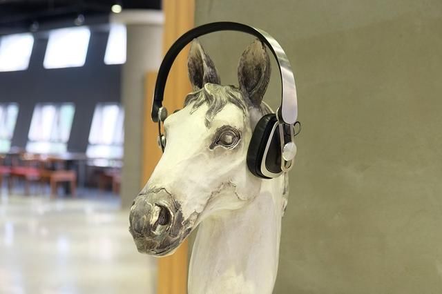 这款耳机真是最专业的头戴式!40mm驱动单元