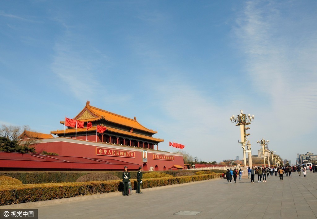 北京天气晴好颜值爆表 天安门蓝天白云迎两会 北京天气晴好颜值爆表 天安门蓝天白云迎两会