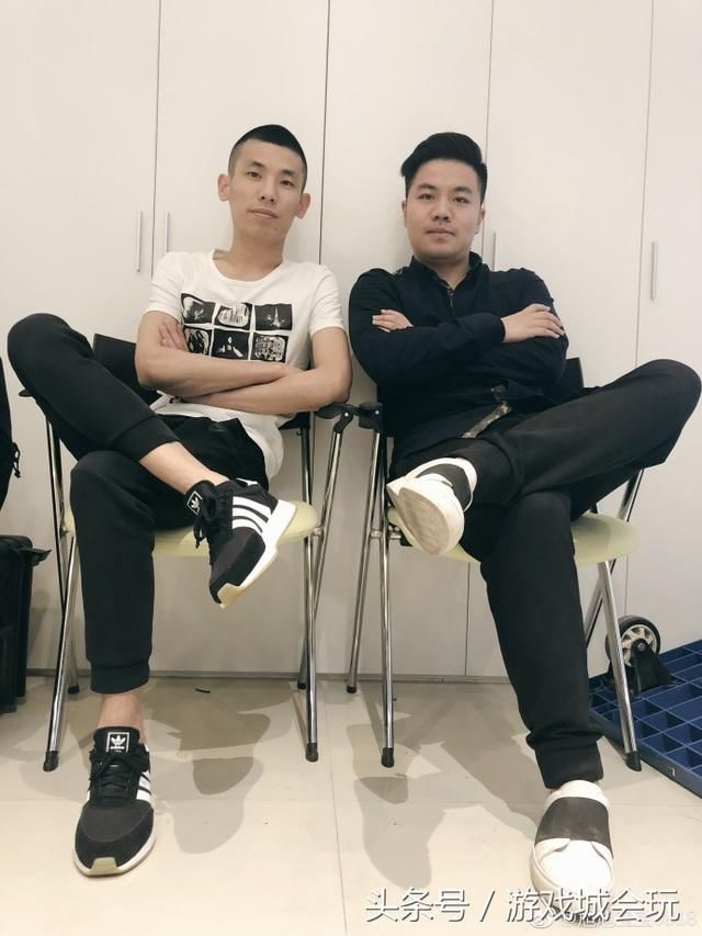 DNF国服第一人旭旭宝宝参加十周年庆典后请