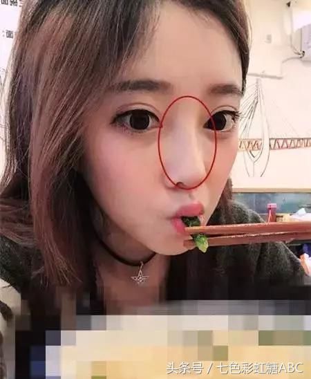 冯提莫与阿冷出道前后照片对比,阿冷脸型改变