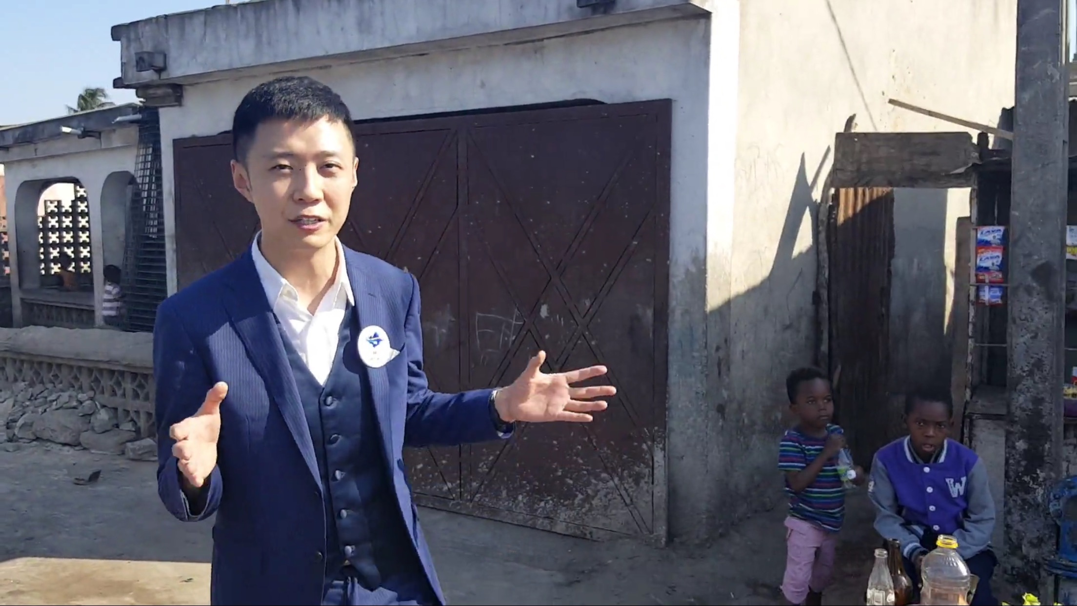 非洲大陆上的村村通  跟中国技工到非洲修电视 非洲大陆上的村村通  跟中国技工到非洲修电视