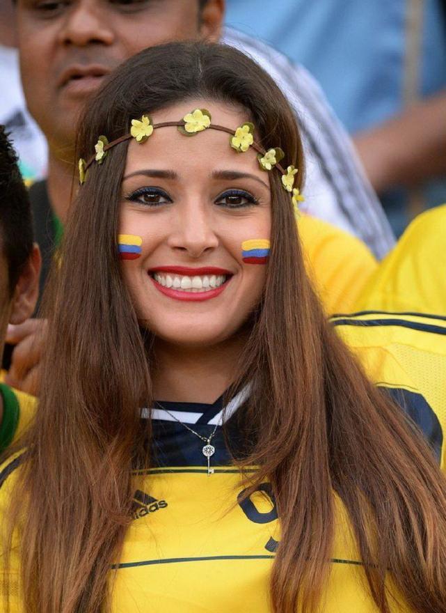 2018年俄罗斯世界杯,哥伦比亚球迷现最美美女