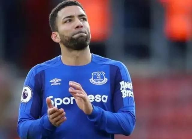 世界足坛速度最快的4大球星,C罗算不上第一,别