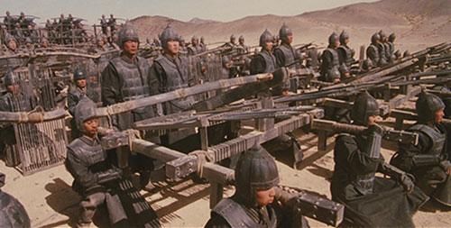 冷兵器时的终极武器是弩,为何在外国一度被禁