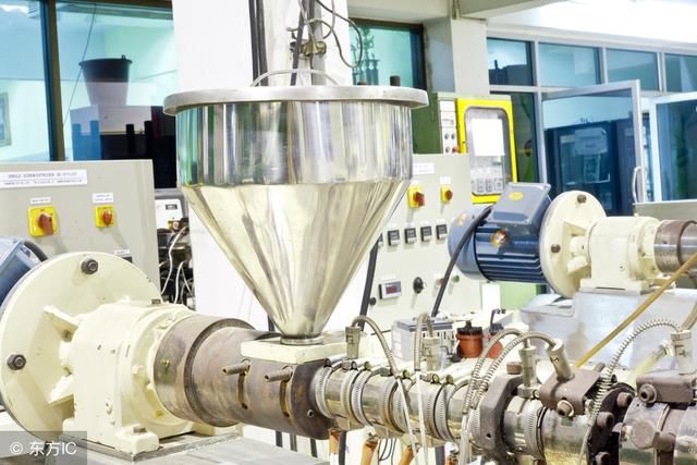 中国对美化工产品加征关税,标志美国化工企业