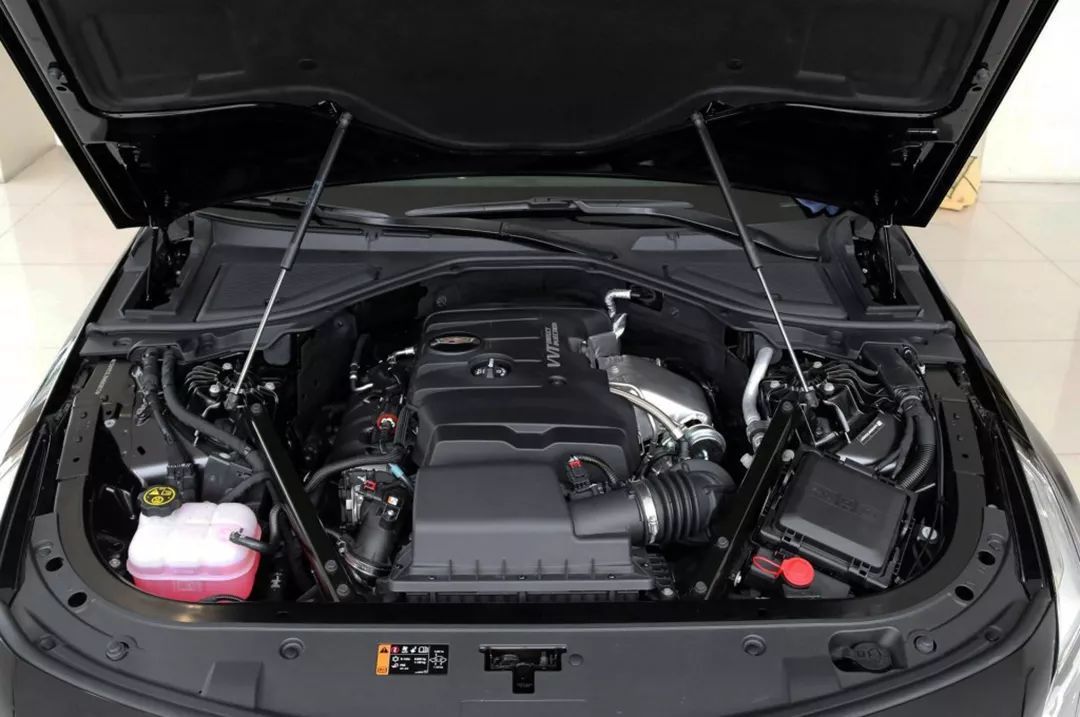 ",其中广泛用于改装车以及皮卡上的ls3发动机就是该系列的第二代产品