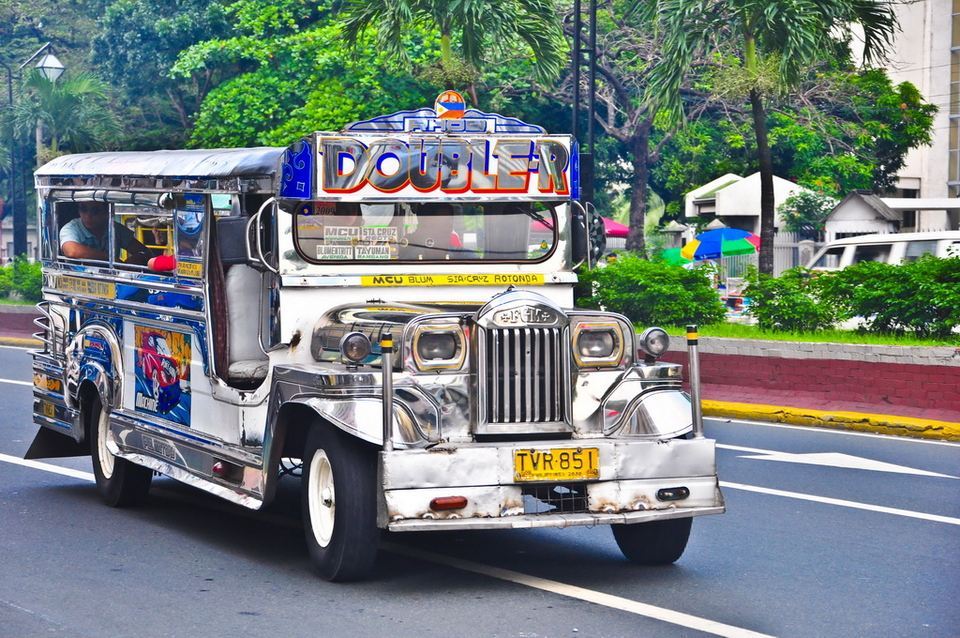 菲律宾吉普尼:"长着一张吉普脸的旅游小公共"