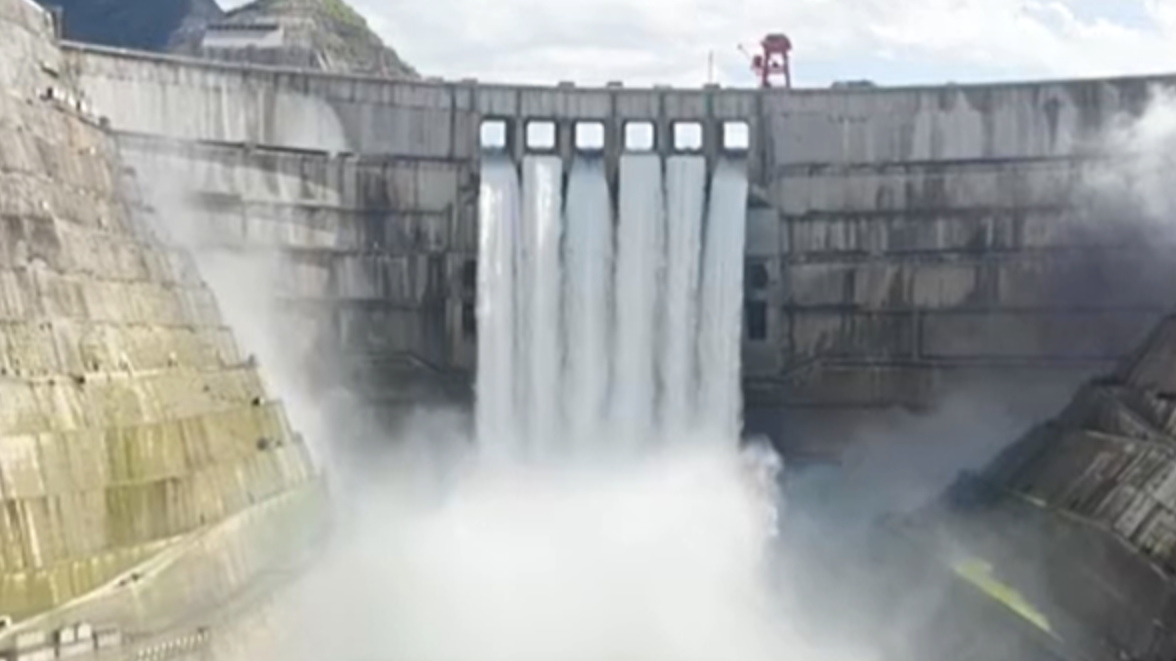 三峡集团长江干流第100台机组今天投产发电