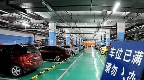 私人车位被占,还要赔偿损失!到底有没有天理了