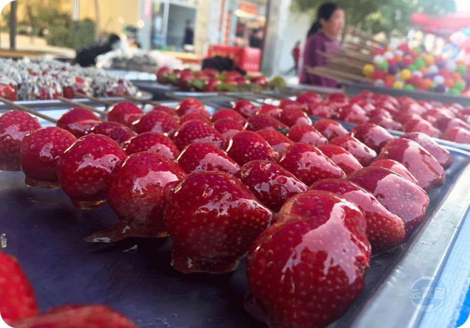 太热闹啦!常山美食节现场人山人海!吃货们赶紧