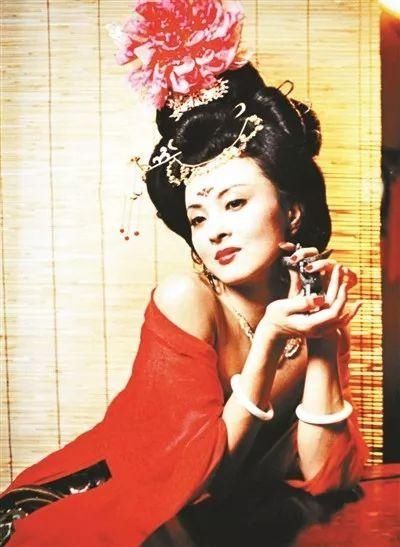 她是东方美神,古典舞皇后,将中国舞带到海外,美