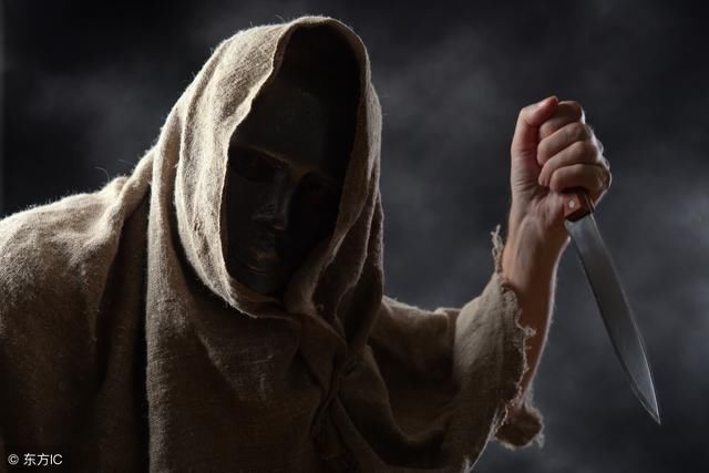 导游威胁不购物游客:泰国治安不好!10名游客连