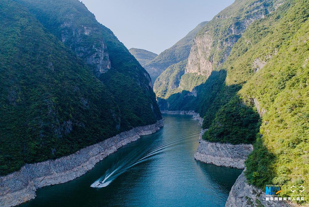 "飞阅"长江!航拍秀丽别致小三峡