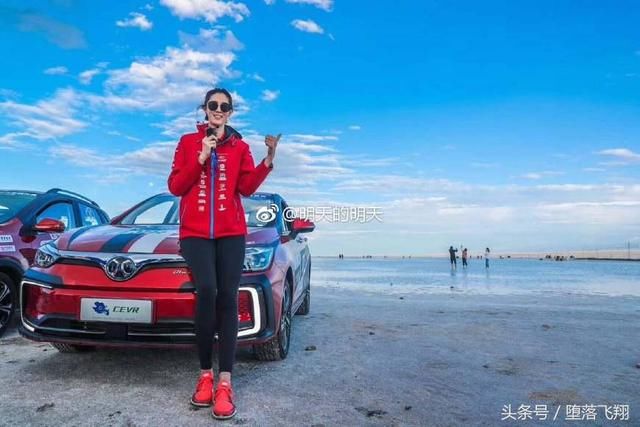 女排运动员赛场下谁最豪放,第二位街边撸腰子