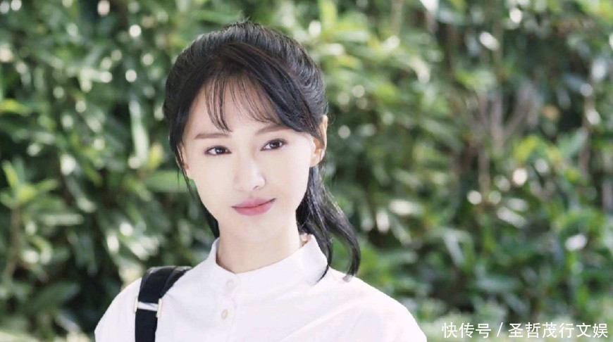 娱乐圈长相清纯的女明星盘点:周冬雨眼神无辜