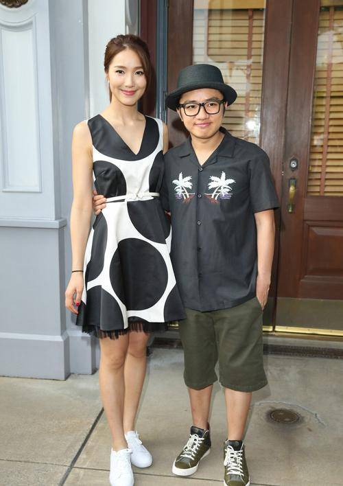 王祖蓝和老婆北方男生平均身高173,南方则不到170.