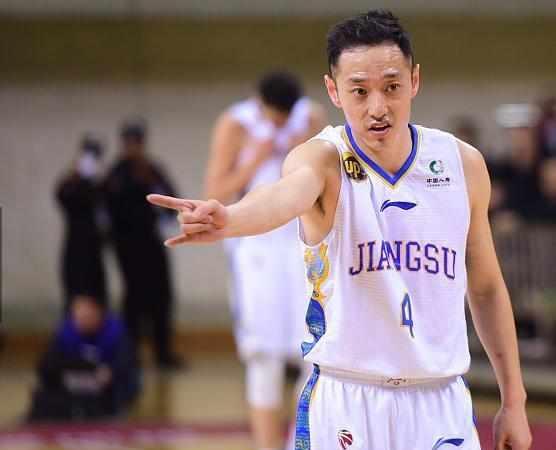 史鸿飞再次成为cba热点 这个做法太不职业!