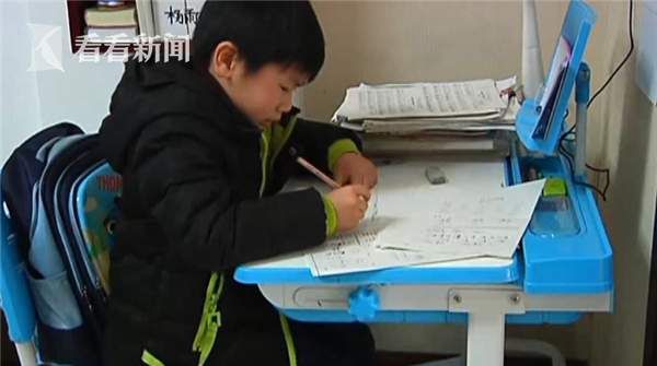 小学生造句戳中父母痛处 你有多久没陪孩子了