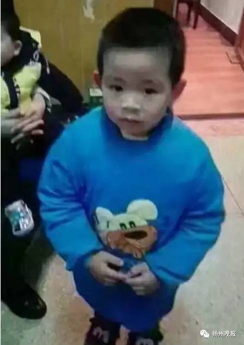 90后母亲杀死5岁儿子藏尸床底 自己睡尸体上两天