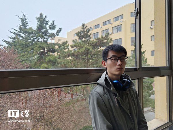 OPPO R15 3-HDR拍照功能专项评测:逆光的美