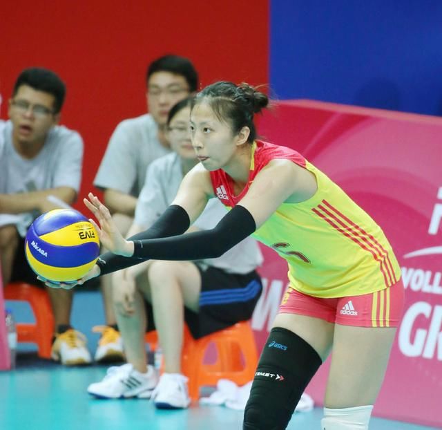 世锦赛五大夺冠热门,女排的二传恐排名最后,恐