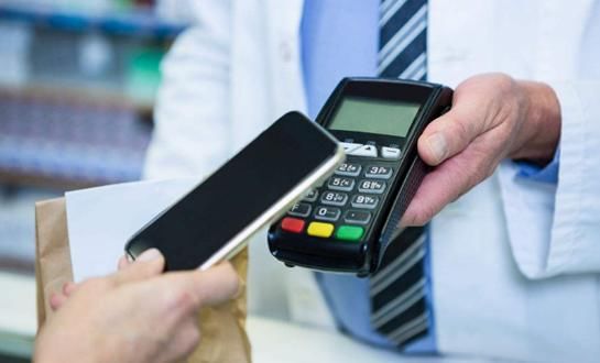 巴基斯坦女孩来到中国后,见到快捷的手机支付