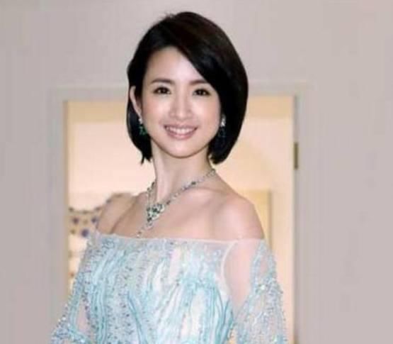 16岁替母还债千万,23岁写遗书,胡歌为她心疼落