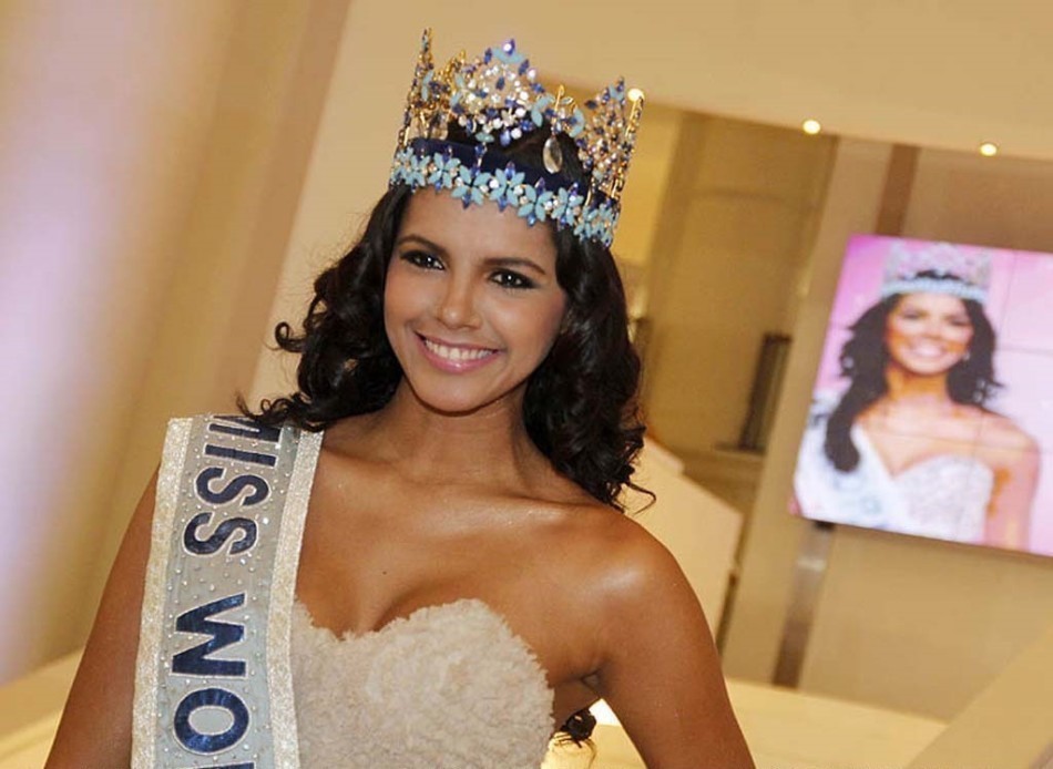 委内瑞拉经济奇差 美女为何层出不穷