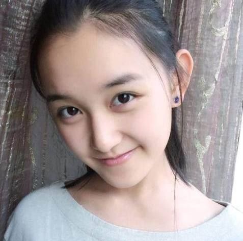 6岁出道,堪称女神收割机,如今16岁过度成熟,网友:看着像热巴