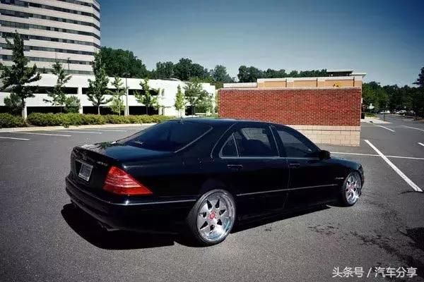 几万块的后驱车,不仅能玩漂移还可以玩姿态!