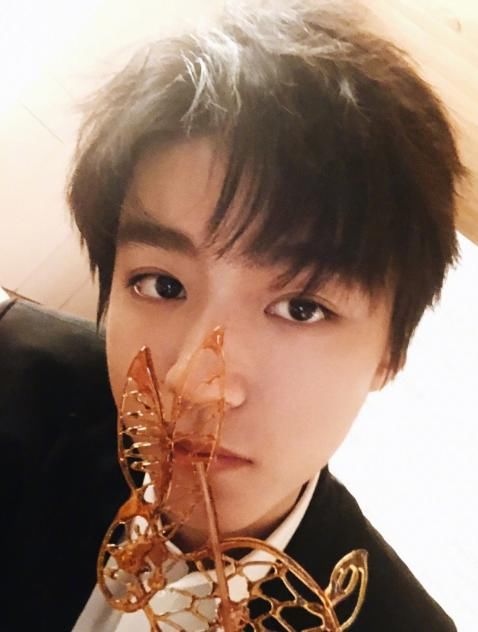 王俊凯粉丝写作业用他名字造句,这种学习可行