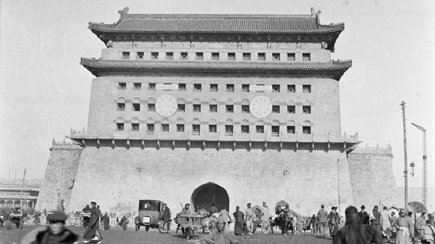 北京老城故事丨三朝“国门”大前门_北京时间