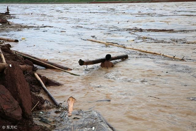 没有对比就没有伤害,韩国水电站崩坍,中国基建