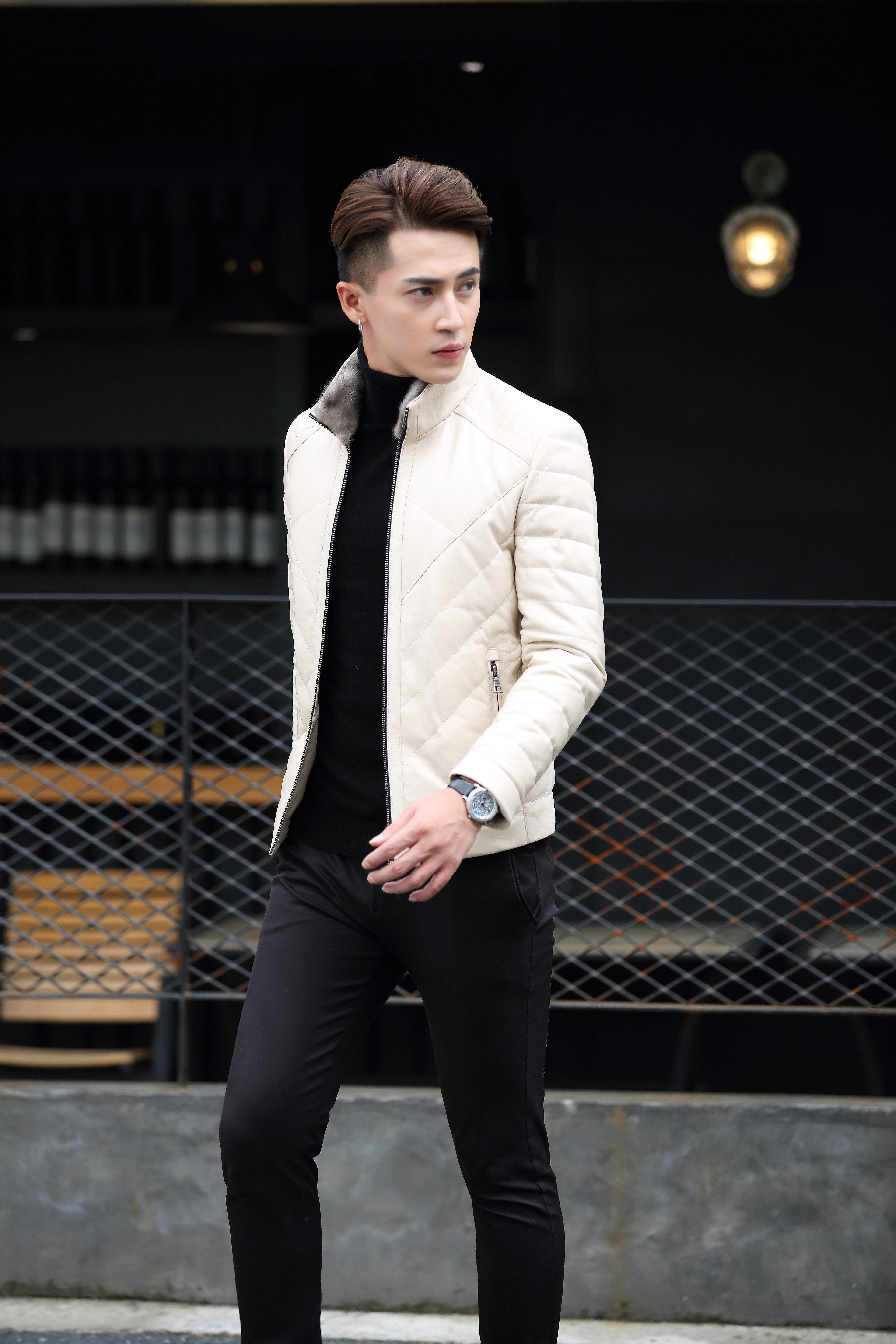 黑龙江"狼皮夹克"问世了,鹅毛大雪不惧冷,比抽中华有档次