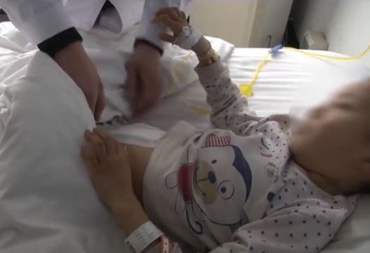 医生打开6岁男孩的肚子 被里面的东西惊呆了 医生打开6岁男孩的肚子 被里面的东西惊呆了