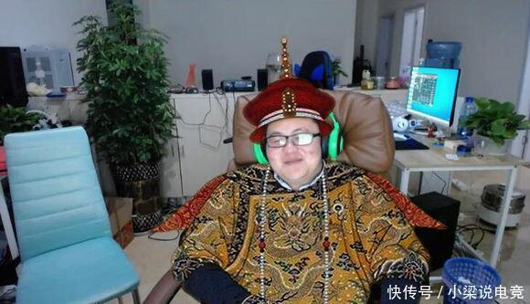 电竞圈一半的梗都来源于这个直播间,德云色你