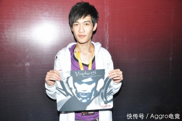 YY直播平台为扶持吃鸡限播Dota 前世界冠军P